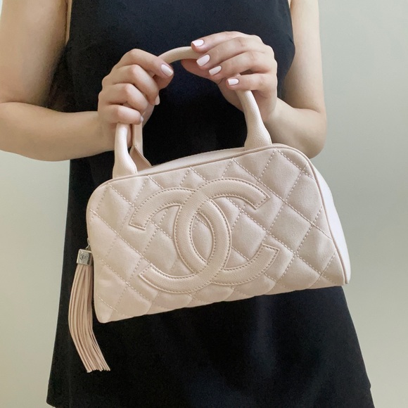 ✨SOLD✨ Chanel Blush Pink Bowler Bag with Tassel - Picture 6 of 6